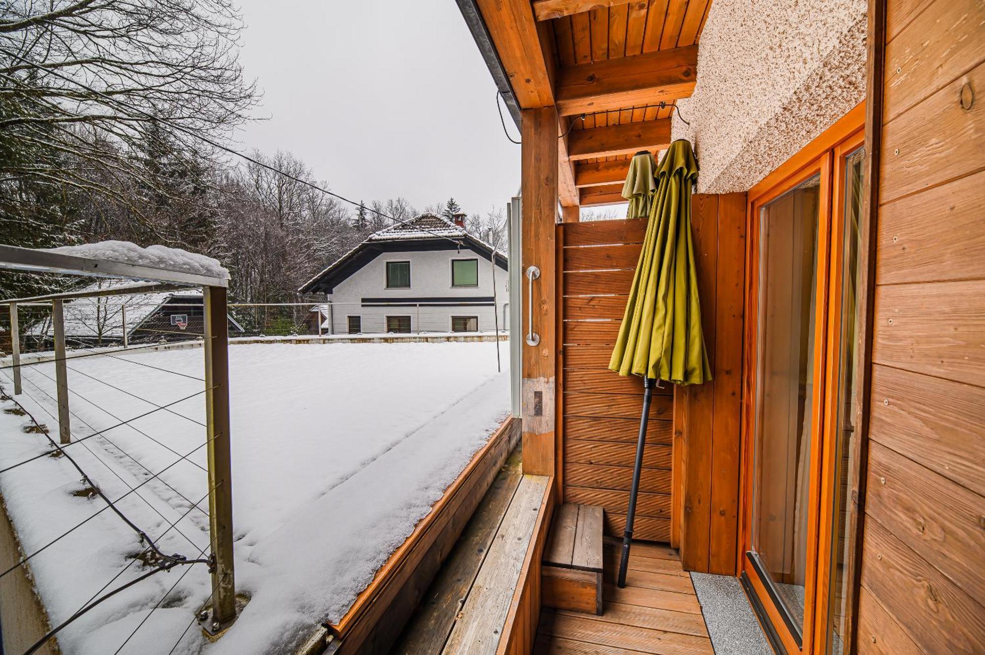Apartments Maleric With Indoor Pool And Wellness Dragatuš Habitación foto