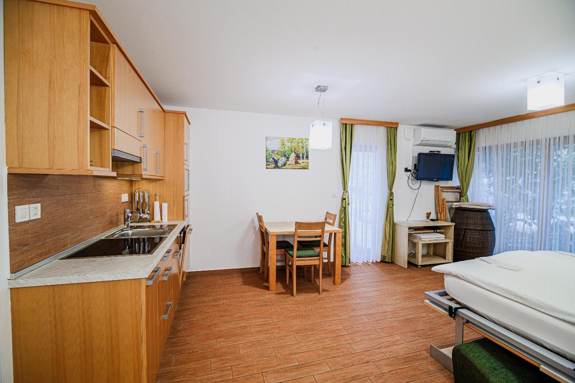 Apartments Maleric With Indoor Pool And Wellness Dragatuš Habitación foto