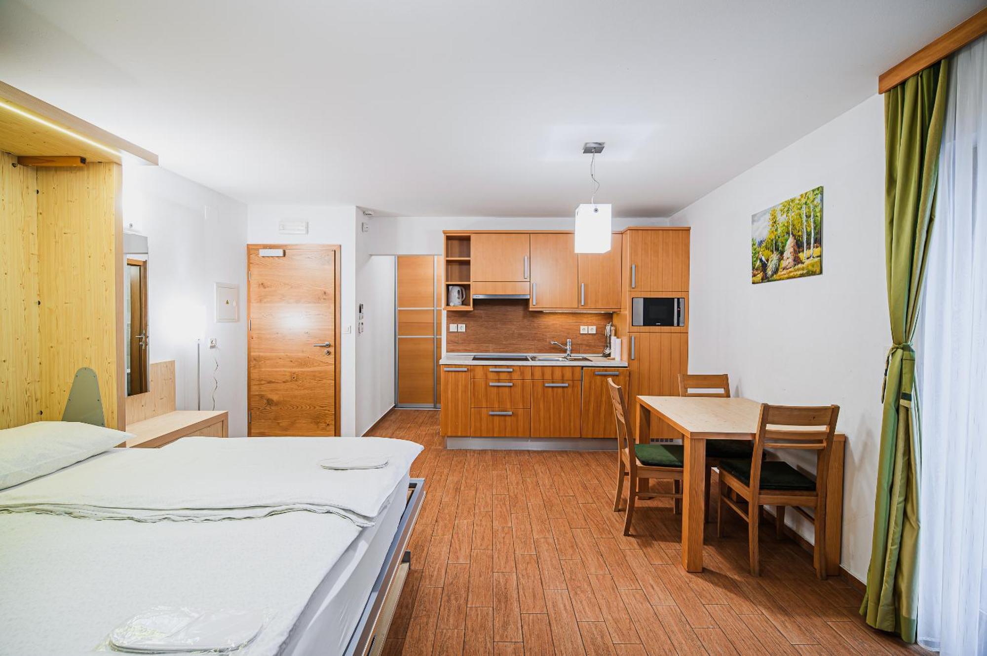 Apartments Maleric With Indoor Pool And Wellness Dragatuš Habitación foto